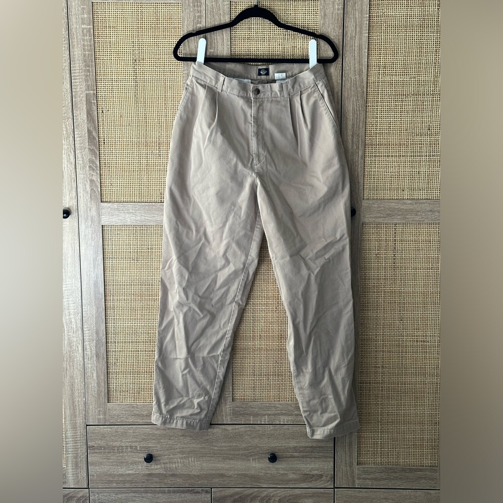 Dockers Original Pleated Front Khaki Trousers - size 12 MED